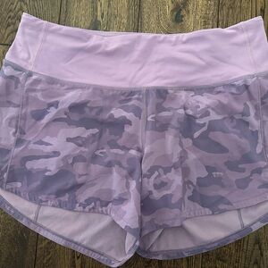 Lululemon Speed Up Mid Rise Shorts 4 inch